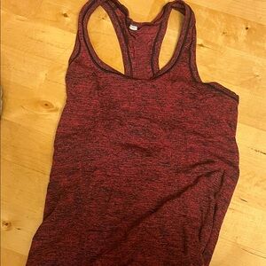Barely worn Lulu lemon tank top